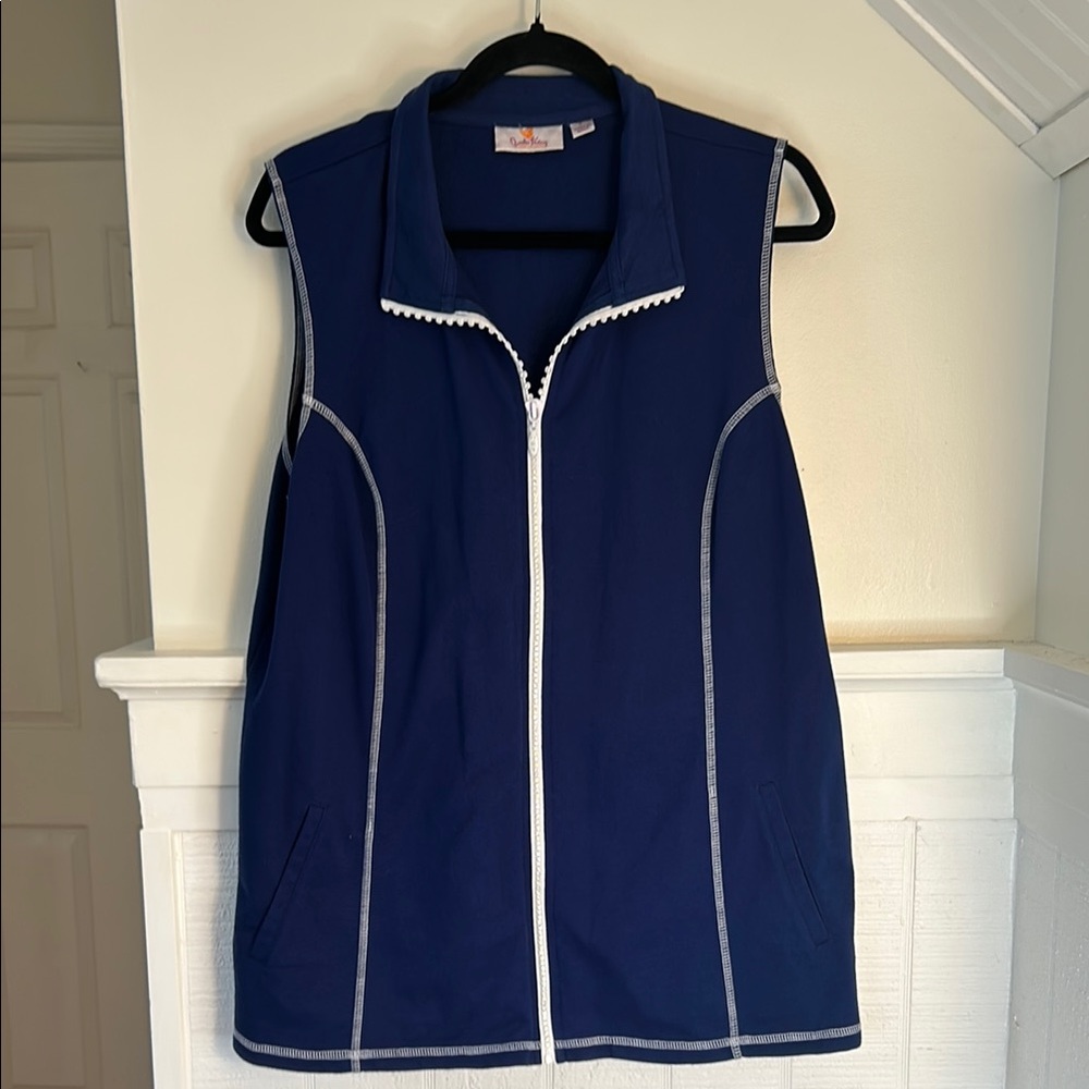 Quacker Factory Dark Blue Sleeveless Vest with Rhinestone Detail size Large